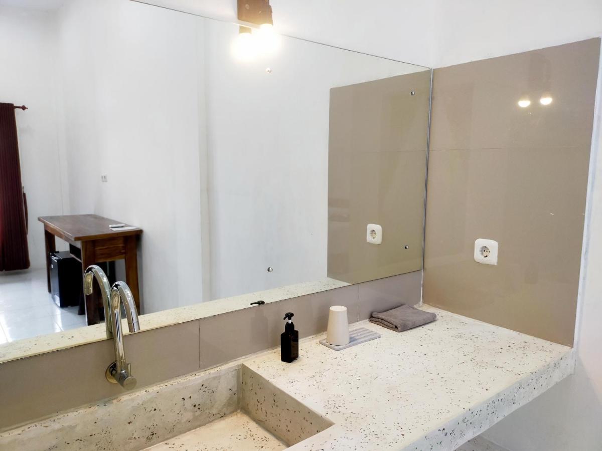 Mango Mandalika Homestay Kuta (Lombok)